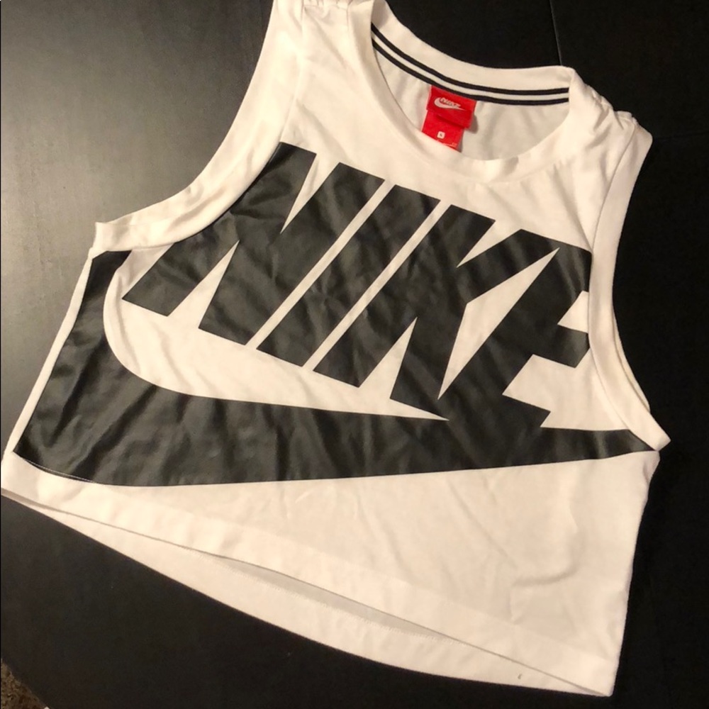Nike workout tank